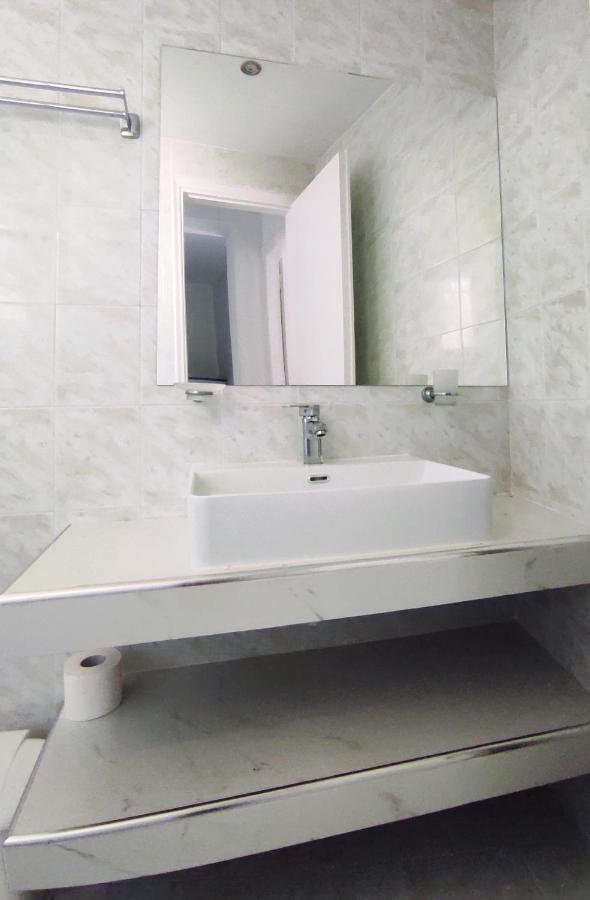 לגאנאס Zen Apartments מראה חיצוני תמונה